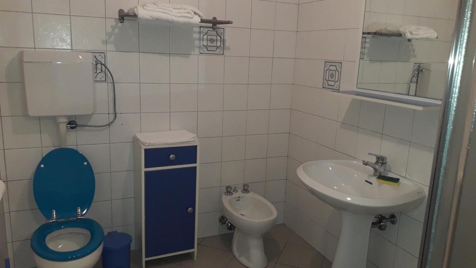 Casa Vacanze Iris, Appartamento Turistico Ravenna Dış mekan fotoğraf